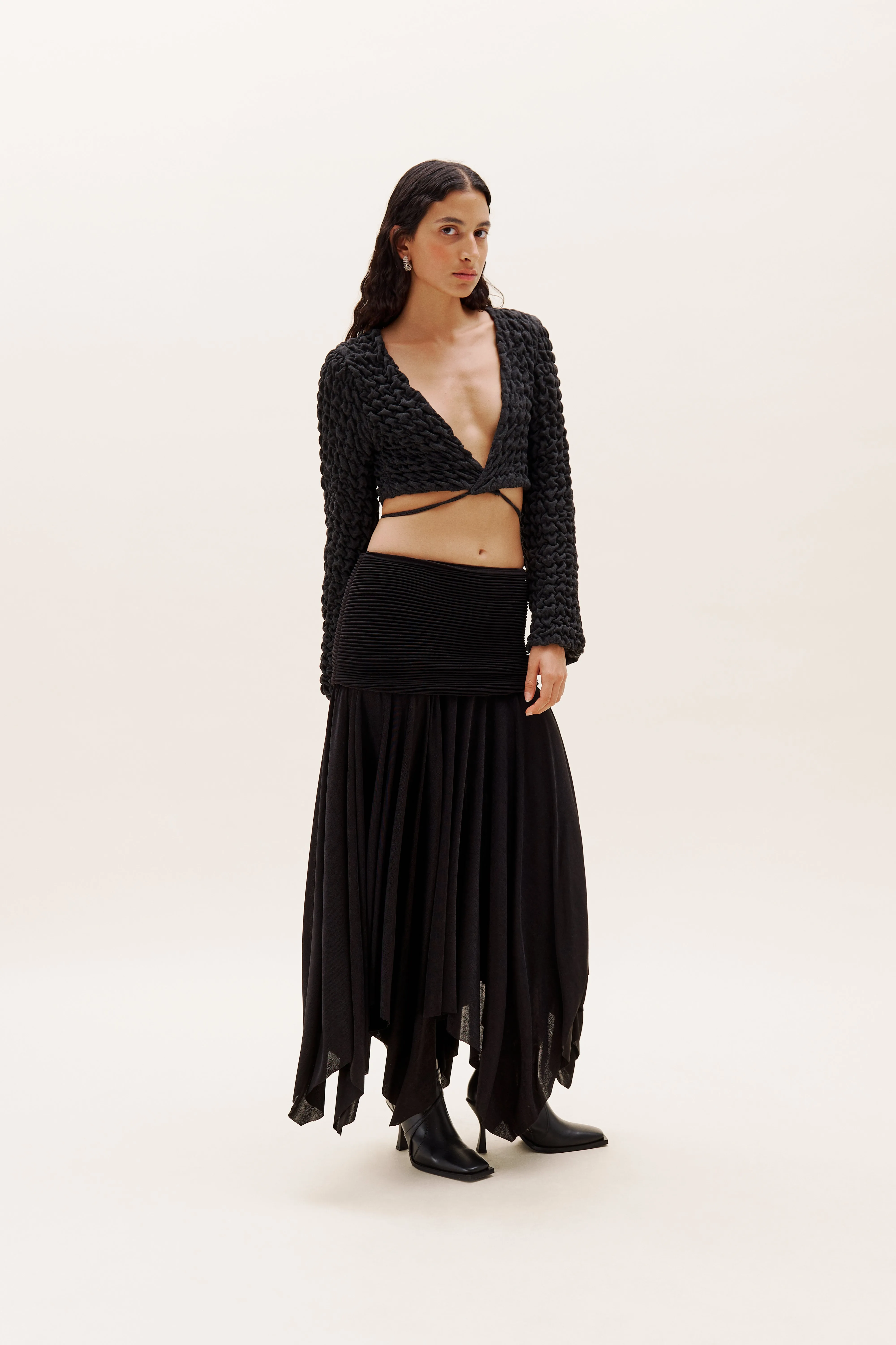 Black Plisse Long Skirt