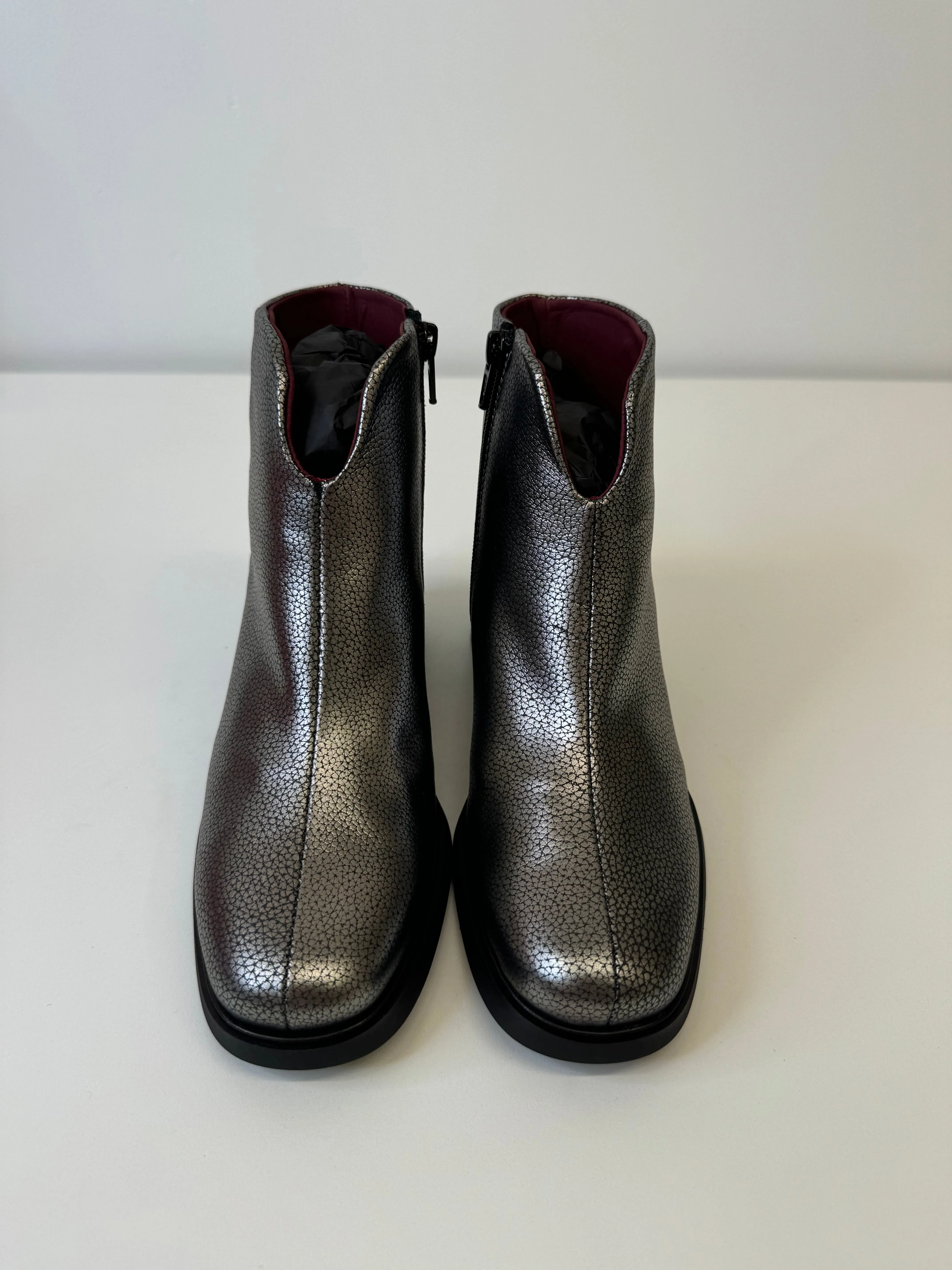JOSE SAENZ Silver Shiny Croc Boots